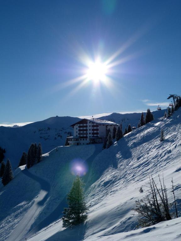 Ehrenbachhohe On Top Of The Mountain คิทซ์บือห์ ภายนอก รูปภาพ