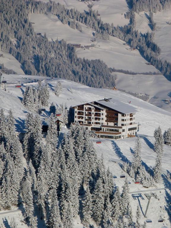 Ehrenbachhohe On Top Of The Mountain คิทซ์บือห์ ภายนอก รูปภาพ